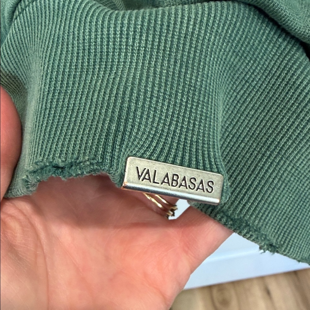 Men’s Green Valabasas “Eating you alive tour” Graphic Hoodie XL - Picture 4 of 6
